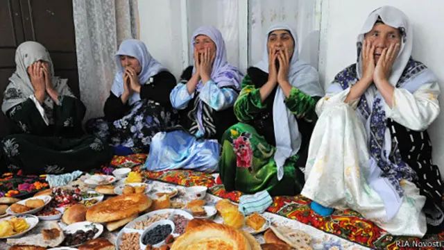 Тожикистонда ҳозир бир эркакка 3-4 аёл тўғри келади.