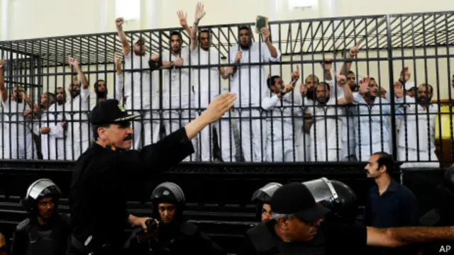 Juicio contra miembros de los Hermanos Musulmanes