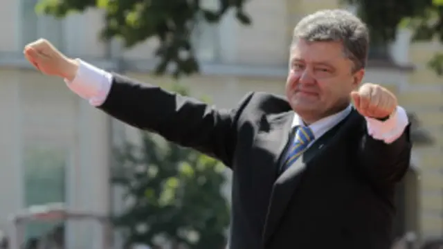 पोरोशेंको यूक्रेन के बड़े उद्योगपति हैं और राष्ट्रपति चुनाव में उन्होंने जीत हासिल की है.