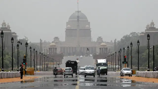 بھارت اور پاکستان کے کئی علاقے ان دنوں شدید گرمی کی لپیٹ میں ہیں