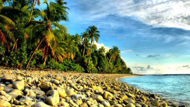 تتكون جزر مارشال من 29 جزيرة مرجانية