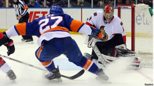 Игрок "Нью-Йорк Айлендерз" Андерс Ли