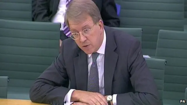 تلقى تشارلز فار، رئيس قسم مكافحة الإرهاب، اعتذارا