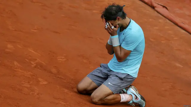 اما در نهایت، رافائل نادال موفق شد 4-6 ست چهارم را ببرد