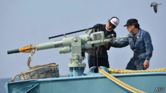 Barco ballenero japonés