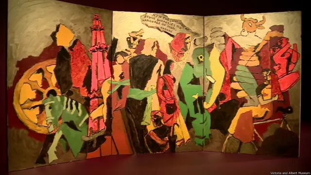 'लैंग्वेज ऑफ़ स्टोन' यानी पत्थरों की भाषा में सभ्यता का बखान. इस त्रिभंग पेंटिंग में अजंता-एलोरा की गुफ़ाएं, कोणार्क, खजुराहो, महाबलीपुरम, क़ुतुब मीनार - इन सभी ऐतिहासिक स्थलों को रवींद्रनाथ टैगोर की 'गीतांजलि' की पंक्तियों के संदर्भ से जोड़ा गया है जहां टैगोर लिखते हैं कि 'पत्थरों की भाषा ने किस तरह मनुष्यों की भाषा को पीछे छोड़ दिया है.'