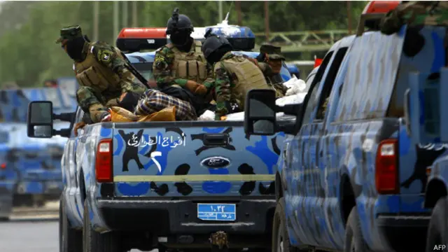 تعزيزات نقلت من النجف الى الموصل