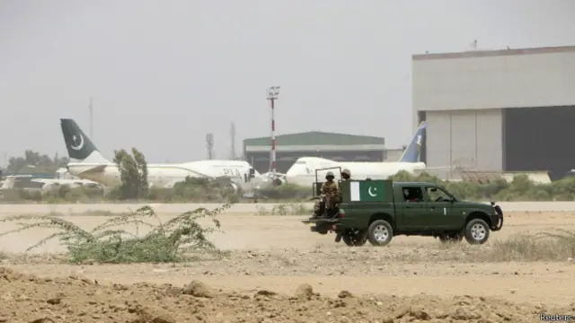 Sân bay Karachi là mục tiêu tấn công của Taliban