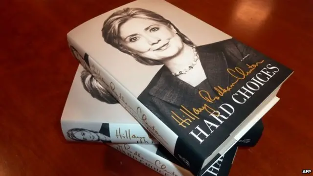 عدد قليل في الحزب الديمقراطي يبدو أنهم يدركون أن كلينتون لن تخوض السابق