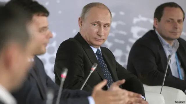 Путин на форуме об интернет-предпринимательстве