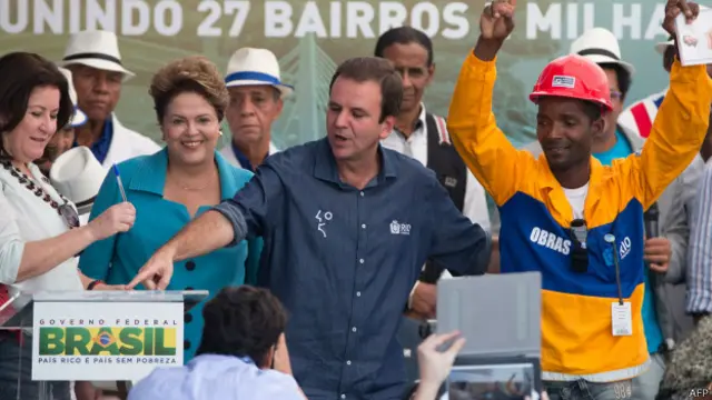 Руссеф и строители