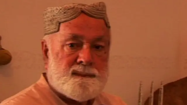 نواب مری سیاست اور نظریے میں جتنے سخت گیر تھے، میل ملاپ اور گفتگو میں اُتنے ہی نرم خُو تھے