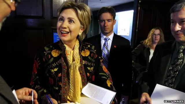 کتاب پیشین خانم کلینتون در میان پرفروش‌ها قرار داشت