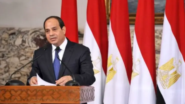 قال السيسي إنه لا توجد طائرة ولا أي قوات مصرية في ليبيا