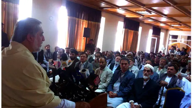 در آخرین روز کارزار انتخابات ریاست جمهوری افغانستان هر دو نامزد با تمام نیرو به جلب آرای مردم پرداختند. برنامه‌های عبدالله عبدالله عمدتاً در کابل متمرکز بود.