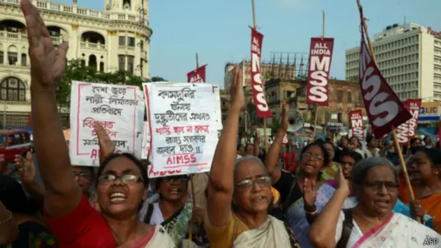 ඉන්දියාවේ ලිංගික හිංසනයට එරෙහි උද්ඝෝෂණ 