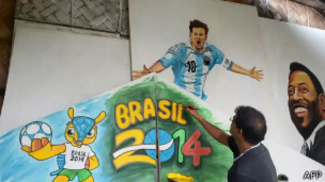 Desenho de Messi em muro na Índia
