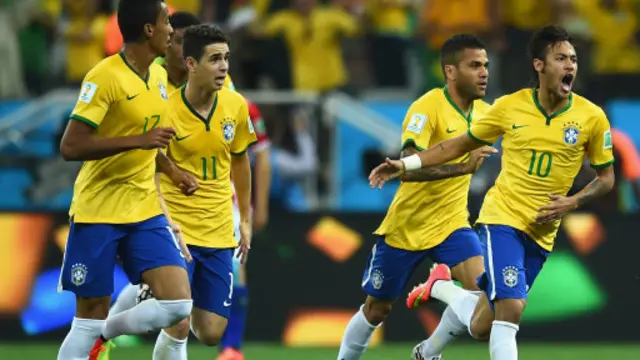 جب نیمار نے پہلا گول کر کے ٹیم کو برابری پر لا کھڑا کیا تو سٹیڈیم میں منظر دیدنی تھا