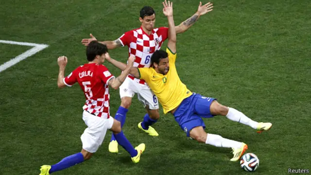 Нападающий Фред