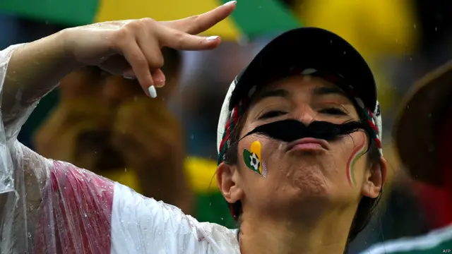 वर्ल्ड कप, फ़ुटबॉल, स्पेन, नीदरलैंड्स, हॉलैंड, मैक्सिको, कैमरून, ब्राज़ील