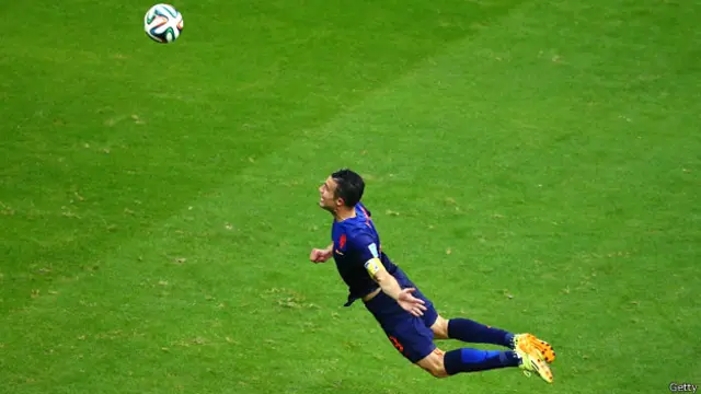 Гол Робина ван Перси