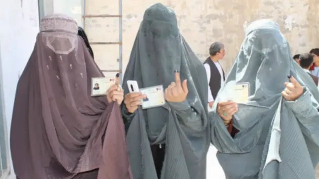 هناك مخاوف من تلاعب بأصوات الناخبين.