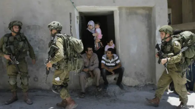 İsrail ordusu axtarış aparır