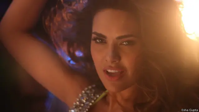 ईशा गुप्ता