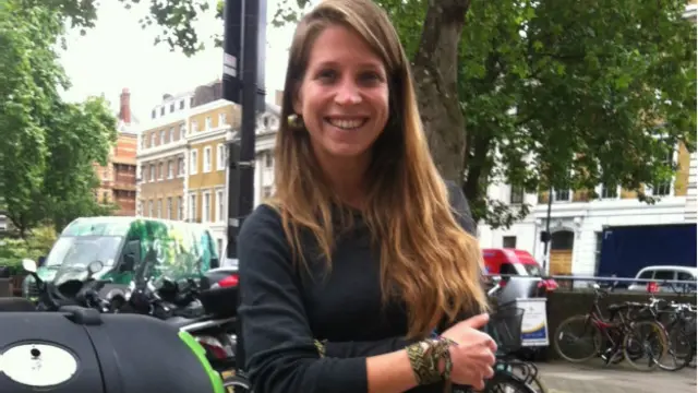 妮可 职业：秘书