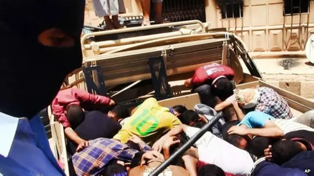 Кадры расстрела военнопленных