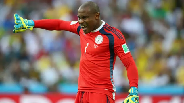 ایران کو کارنر پر گول کرنے کا موقع ملا لیکن نائجیریا کے گول کیپر شاندار بچاؤ کیا۔