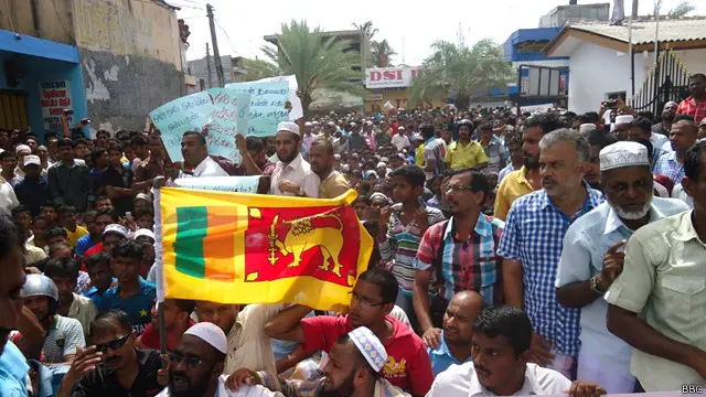 සිසුන් නොපැමිණීම හේතුවෙන් මෙම ප්‍රදේශවල පාසල් නොපැවැත්වෙන බවයි පැවසෙන්නේ