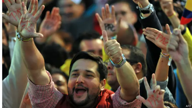 Simpatizantes de Juan Manuel Santos durante las elecciones de 2014