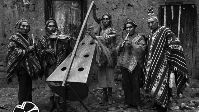 Músicos andinos, foto de Pierre Verger