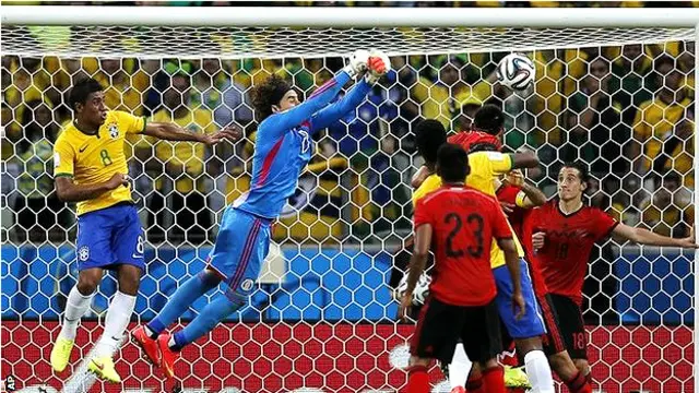 墨西哥防守表現實在太過出色,特別是墨西哥的門將奧喬亞,不讓巴西有越雷池的機會。