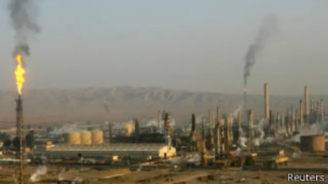 عکس آرشیوی از پالایشگاه بیجی