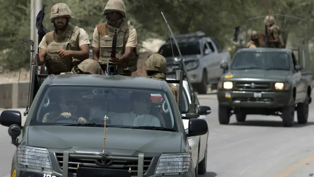 د پاکستان پوځ وروسته له هغه په شمالي وزيرستان کې پوځي عمليات پيل کړل، چې د حکومت او طالبانو ترمنځ د سولې خبرې ناکامه شوې.