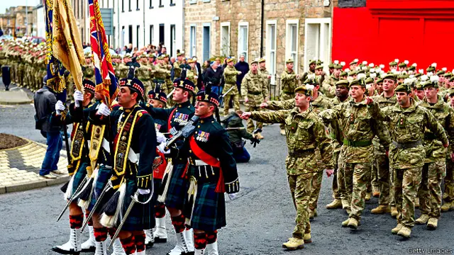 2-й батальон Королевских горных стрелков на параде после возвращения из Афганистана