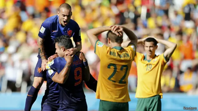 Hà Lan thắng Úc 3-2