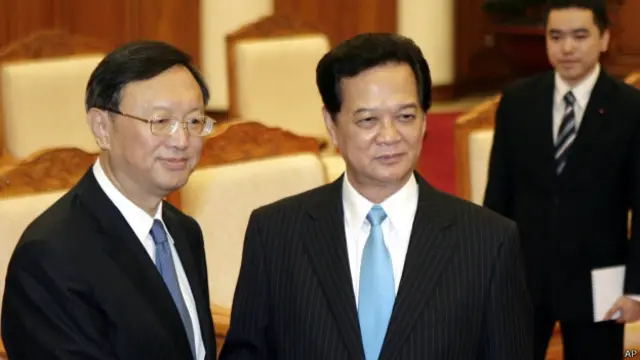 Báo Trung Quốc nói chuyến thăm của ông Dương Khiết Trì là cơ hội cho Hà Nội "kiềm chế trước khi quá trễ"