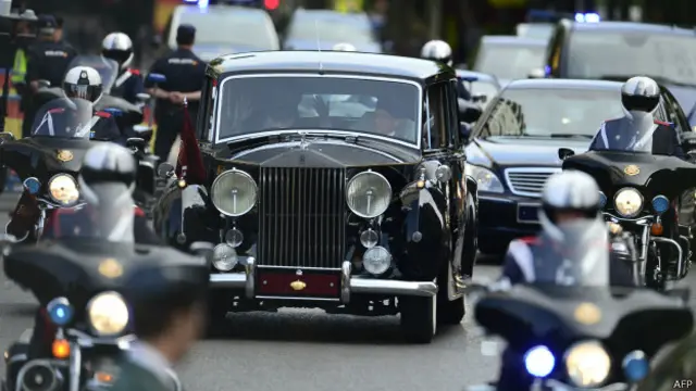 Кортеж короля