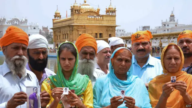 इराक़ में फंसे भारतीयों के रिश्तेदार