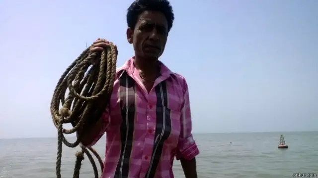 गुजरात का मछुआरा