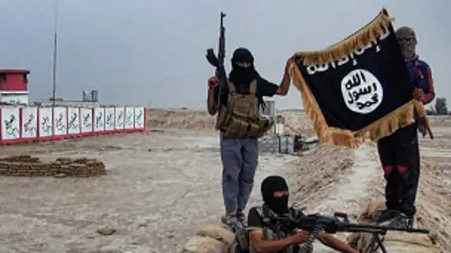 داعش اسلامپالو د تيلو په تر ټولو سترې فابريکې خپلې تورې جنډې ځړولې دي