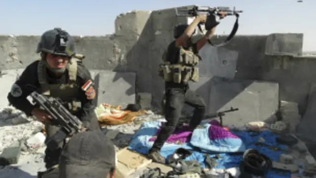 راپورونه وايي ياغيانو د تلعفر په شمالي ښار کې مهم ستراتيژيک هوايي ډگر هم نيولى دى