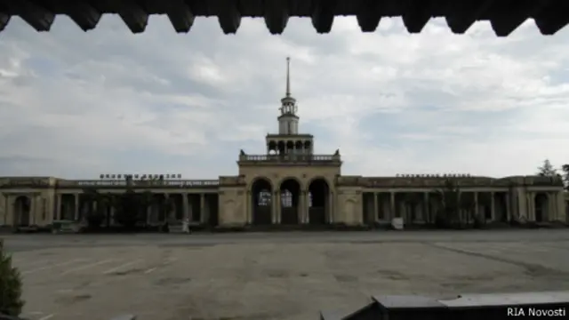 Сухумский желдорвокзал