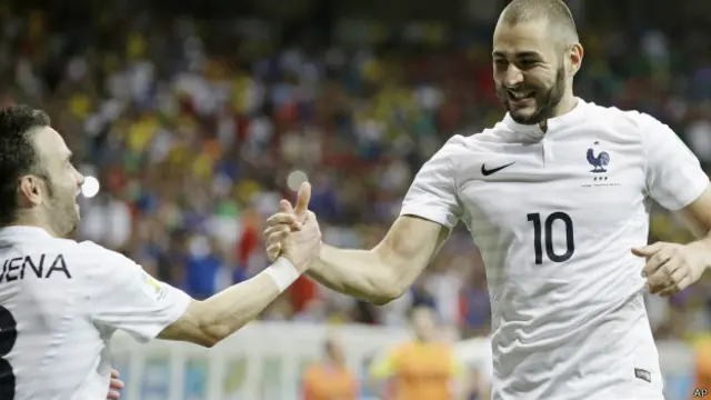 فرانس کی ٹیم میں کریم بینزیما کے علاوہ بھی مسلمان کھلاڑی ہیں