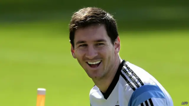 Lionel Messi mengusulkan agar Argentina meninggalkan formasi defensif.