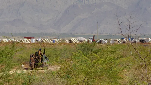 زیادہ تر متاثرین بنوں ، کرک، ڈیرہ اسمعٰیل خان، کوہاٹ، ہنگو اور دیگر اضلاع کی طرف جا رہے ہیں۔