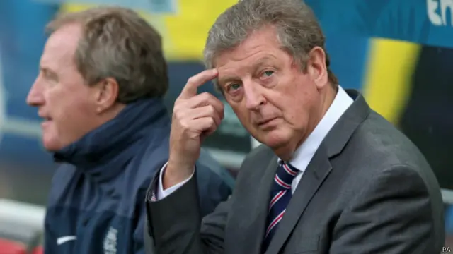 HLV Roy Hodgson đã tuyên bố sẽ không từ chức